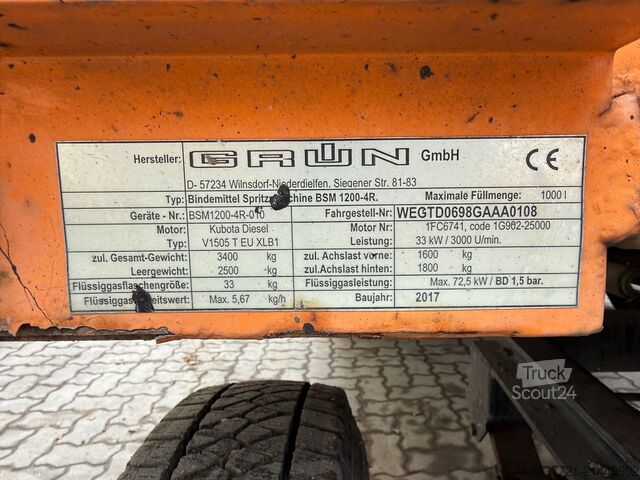 Răzuitor de emulsie bituminoasă GRUN BSM 1200-4R