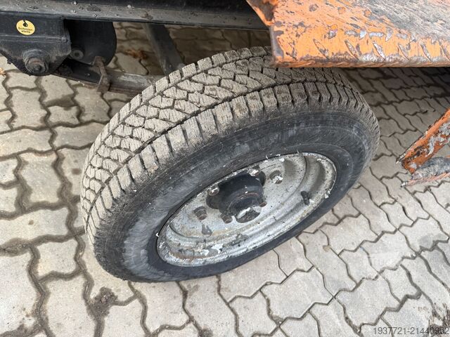 Răzuitor de emulsie bituminoasă GRUN BSM 1200-4R