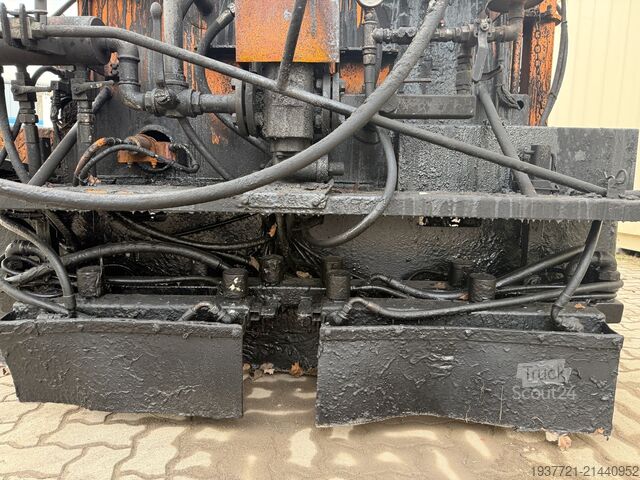 Răzuitor de emulsie bituminoasă GRUN BSM 1200-4R