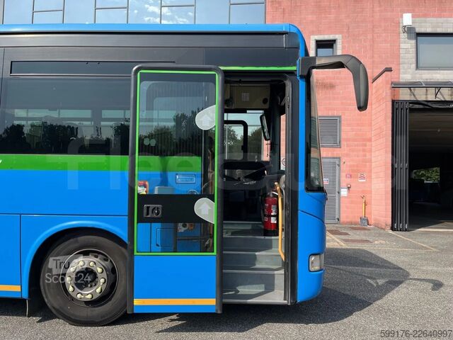 Iveco Crossway, 2011, 76 plazas, Euro 5 Iveco Crossway