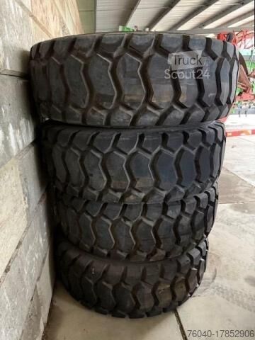 Bestelwagen Earth Max 17.5R25