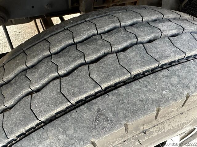 Valise DAF .180 / NL TRUCK / LOW KM / BOX+LIFT+SIDE DOOR /...