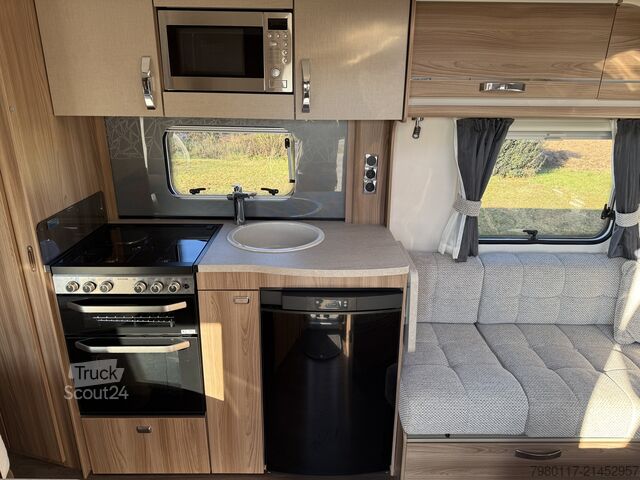 Caravane Sprite Cruzer 495 SR 1. Hand/Heckbad