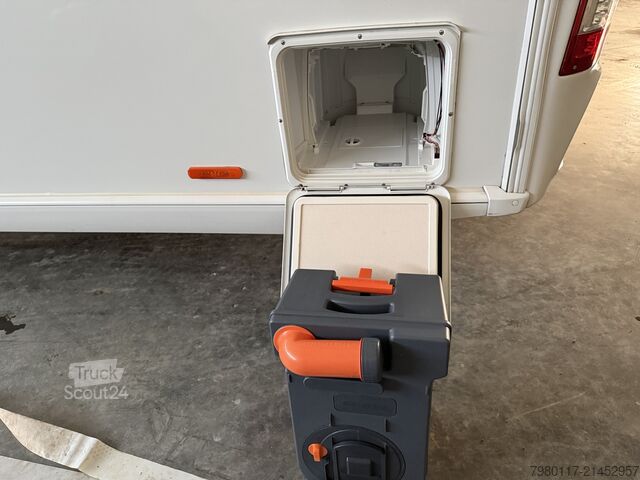 Caravane Sprite Cruzer 495 SR 1. Hand/Heckbad