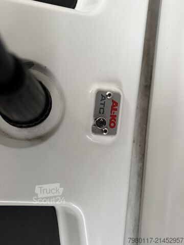 Caravane Sprite Cruzer 495 SR 1. Hand/Heckbad