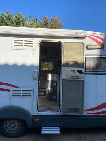 τροχόσπιτο αυτοκινούμενο FIAT Granduca P255 Special
