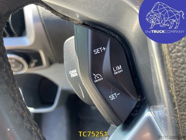 Yolcu taşımacılığı Ford Transit Transit kombi 130.35 9 places
