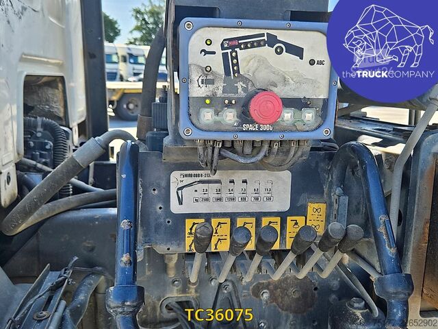 Benne Renault Midlum 135