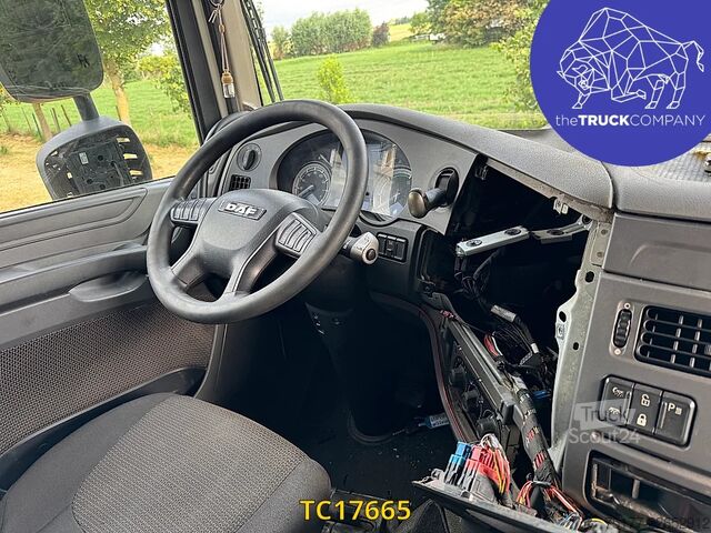 Châssis avec cabine DAF XF 440