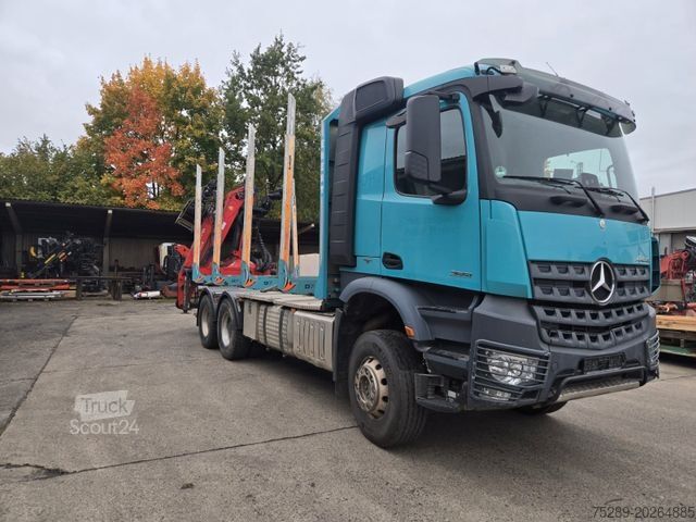Logging truck MERCEDES-BENZ Arocs 2651 Holztransporter Blatt Blatt Kran