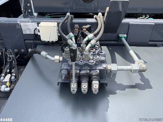 Système de bras à crochet Mercedes-Benz Atego 1218 Euro 6 Manual 7 Ton haakarmsysteem