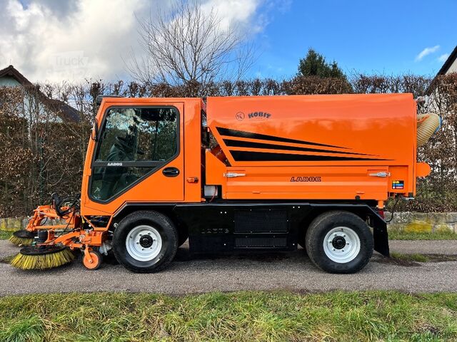 Vozilo javne službe Ladog G129 + Kehrmaschine + Winterdienst TOP!