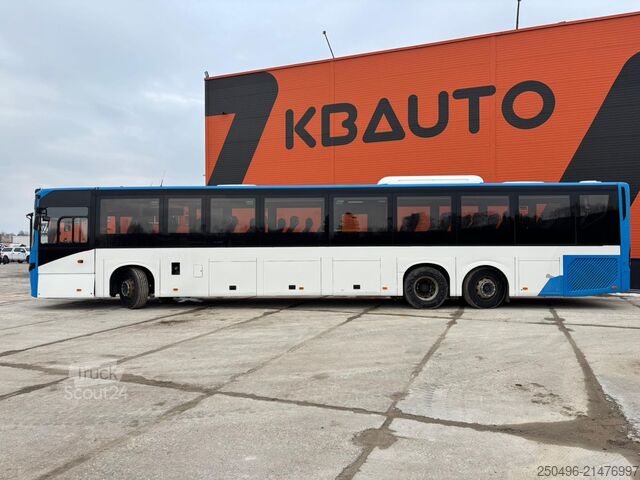 Bus interurbain Volvo B8R 8900 6x2*4 AC / AUXILIARY HEATING / WHEELCH...