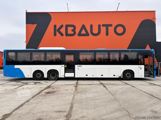Bus interurbain Volvo B8R 8900 6x2*4 AC / AUXILIARY HEATING / WHEELCH...