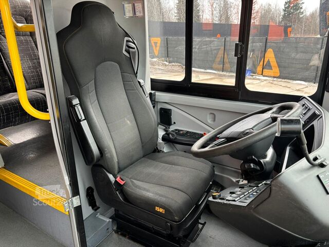 Bus interurbain Volvo B8R 8900 6x2*4 AC / AUXILIARY HEATING / WHEELCH...
