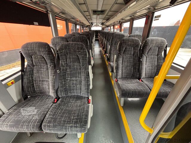 Bus interurbain Volvo B8R 8900 6x2*4 AC / AUXILIARY HEATING / WHEELCH...