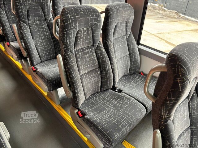 Bus interurbain Volvo B8R 8900 6x2*4 AC / AUXILIARY HEATING / WHEELCH...