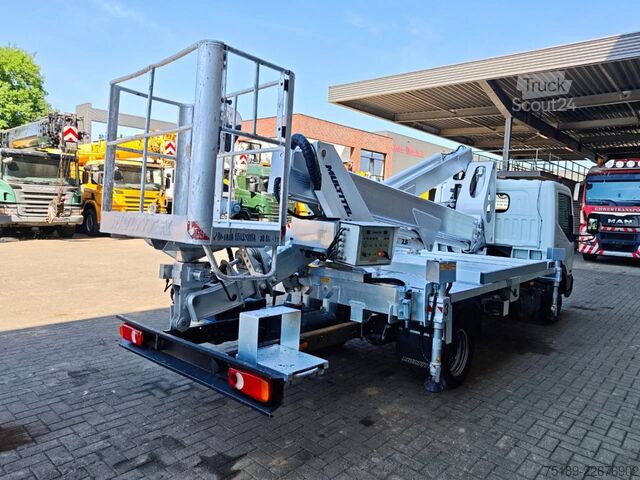 Plataforma elevatória Nissan Cabstar 35.13 NT400 Multitel MX 250