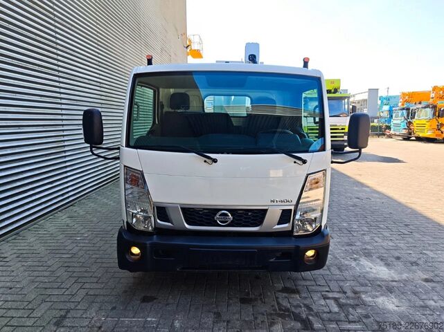 Plataforma elevatória Nissan Cabstar 35.13 NT400 Multitel MX 250