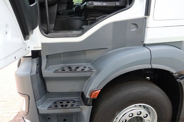 Koffert Mercedes-Benz Actros 1842 L bak+ klep B.A.R. 2000 kg