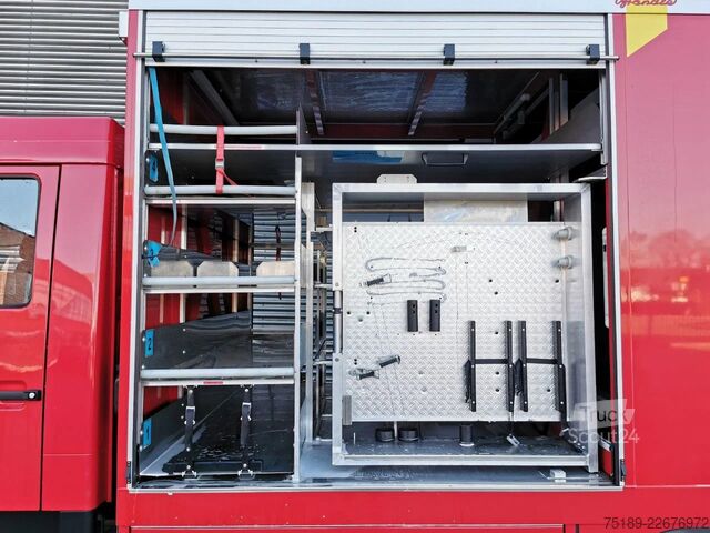 Véhicule de lutte contre les incendies MAN LE 10.225 LC 4x2 DOKA