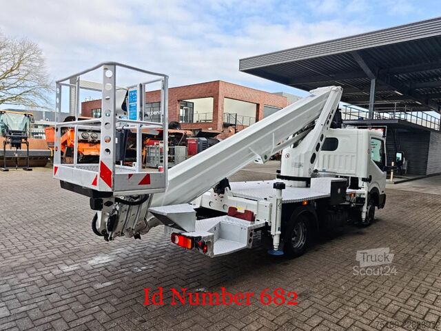 Kaldırma platformu Nissan Cabstar 35.12 NT400 Ruthmann TB 270.2