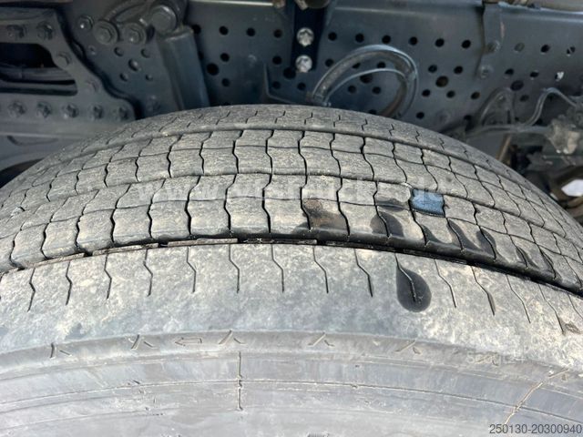 Standaard trekker MERCEDES-BENZ Actros 1846 MP5 LS 4x2