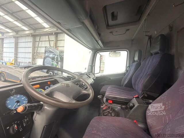 Camion de gunoi Mercedes-Benz Atego 1217