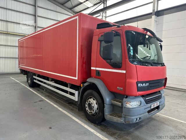 حقيبة سفر DAF LF 55.220 MANUEL