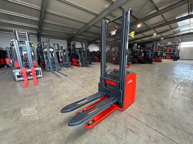 Wózek podnośnikowy ręczny Linde L14 [ID: 324]