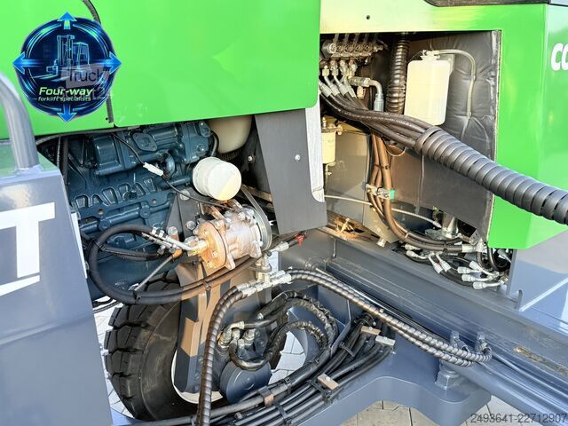 Empilhadeira multidirecional Combilift C4500 DIESEL TRIPLEX 6000 POSITIONER