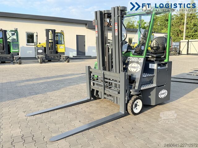 Empilhadeira multidirecional Combilift CB3000 DIESEL TRIPLEX 4900 POSITIONER