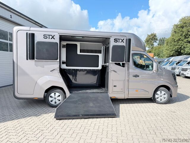 Transportador de gado RENAULT Master STX 5 Sitzer Haras ex. Lang Automatik
