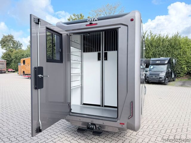 Transportador de gado RENAULT Master STX 5 Sitzer Haras ex. Lang Automatik