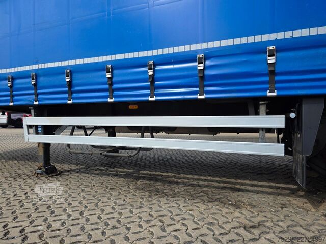 Ανοιχτό ημιρυμουλκούμενο με μουσαμά  Stern SP270 | Lift-Lenkachse | Staplerhalterung
