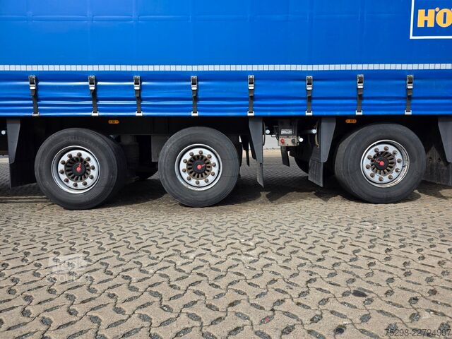 Ανοιχτό ημιρυμουλκούμενο με μουσαμά  Stern SP270 | Lift-Lenkachse | Staplerhalterung