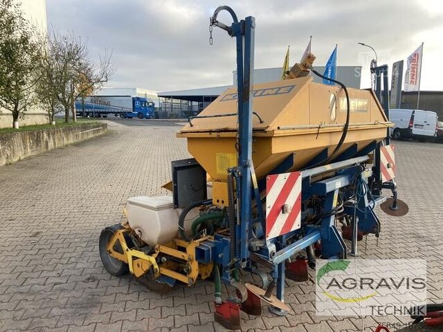 Einzelkornsägerät Kleine MULTICORN 6-REIHIG