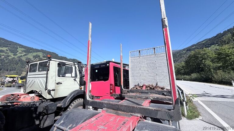 Autocamion pentru transport bușteni MERCEDES-BENZ Arocs 2851 6x4 Holzlkw mit Kran Bj 2015