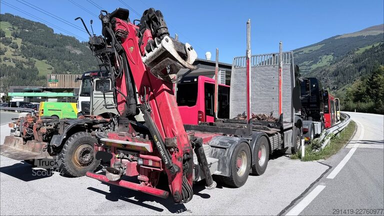 Autocamion pentru transport bușteni MERCEDES-BENZ Arocs 2851 6x4 Holzlkw mit Kran Bj 2015