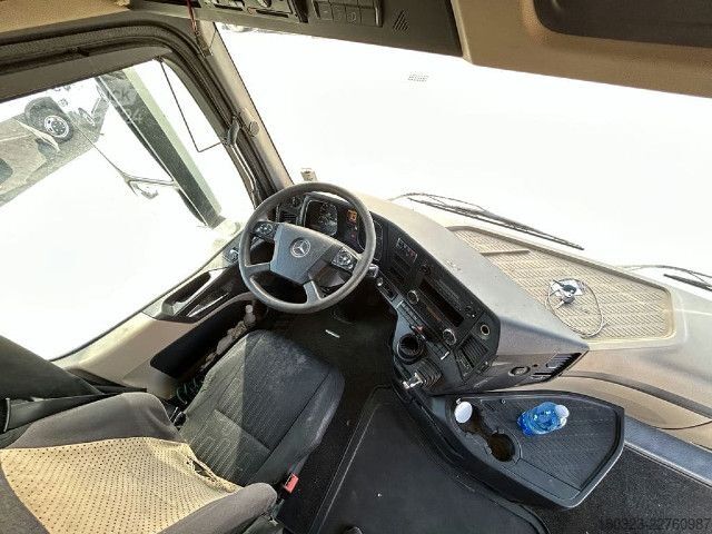 Štandardný ťahač Mercedes-Benz Mercedes Actros 1851