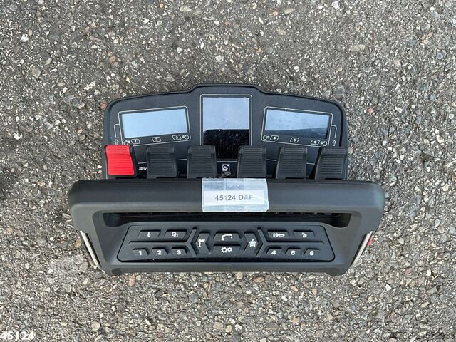 Refuse collection vehicle DAF FAQ XD 410 Euro 6 Hiab 23 Tonmeter laadkraan