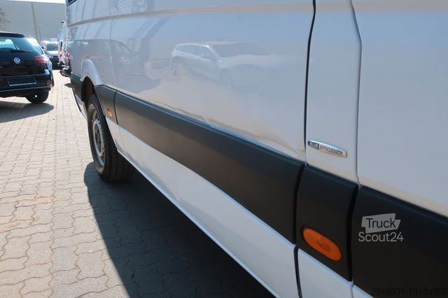 Микробус MERCEDES-BENZ Sprinter II Kombi 316 CDI / Klima / AHK / 9Sitze