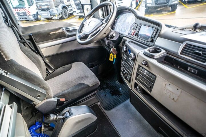 Standaard-SZM MAN TGX 18.470 XLX BLS+HYDR.