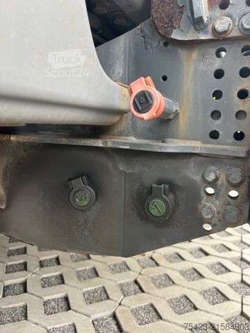 Třístranný sklápěč MERCEDES-BENZ Actros 1836 4x4 Meiler 3 Seitenkipper EU5