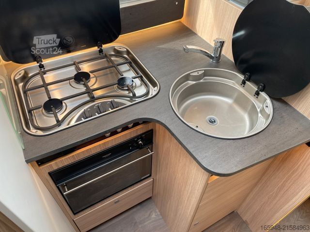 Halvintegrert bobil SUNLIGHT T 65 | Backofen,Hubbett, Für die ganze Familie!