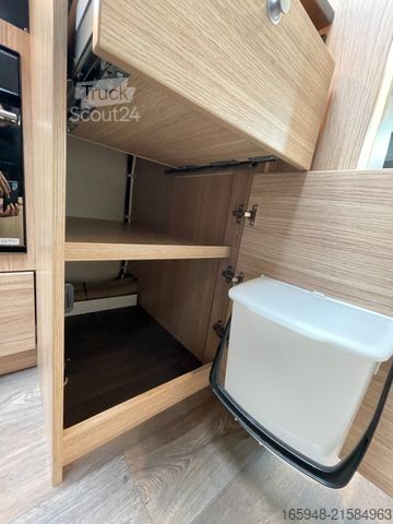 Halvintegrert bobil SUNLIGHT T 65 | Backofen,Hubbett, Für die ganze Familie!