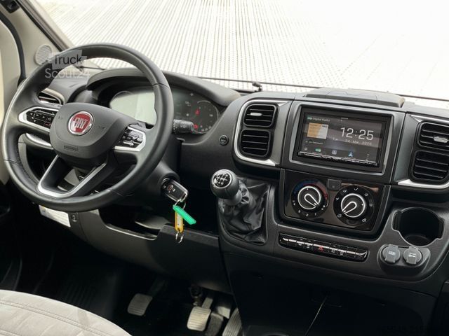 Halvintegrert bobil SUNLIGHT T 65 | Backofen,Hubbett, Für die ganze Familie!