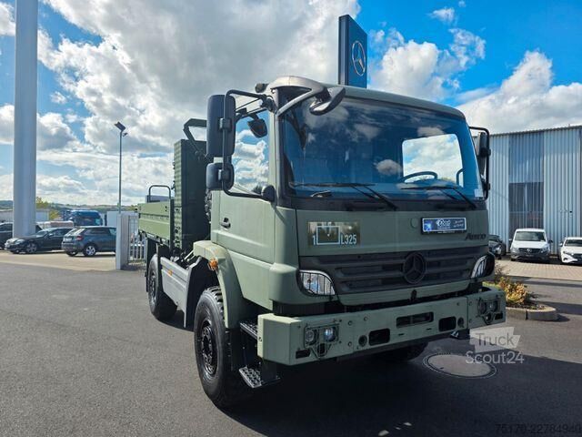 Zwiastun platformy Mercedes-Benz Atego 1018 A 4x4 Pritsche mehrfach vorh.