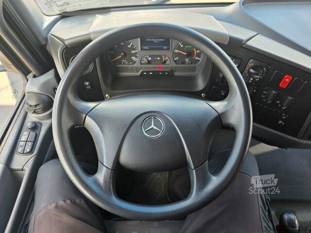 Zwiastun platformy Mercedes-Benz Atego 1018 A 4x4 Pritsche mehrfach vorh.