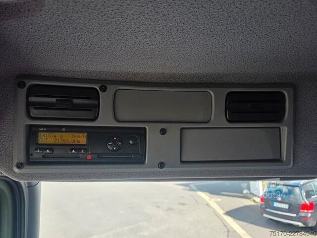 Zwiastun platformy Mercedes-Benz Atego 1018 A 4x4 Pritsche mehrfach vorh.